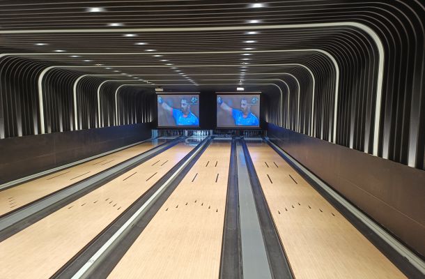 Bowling Alley 2